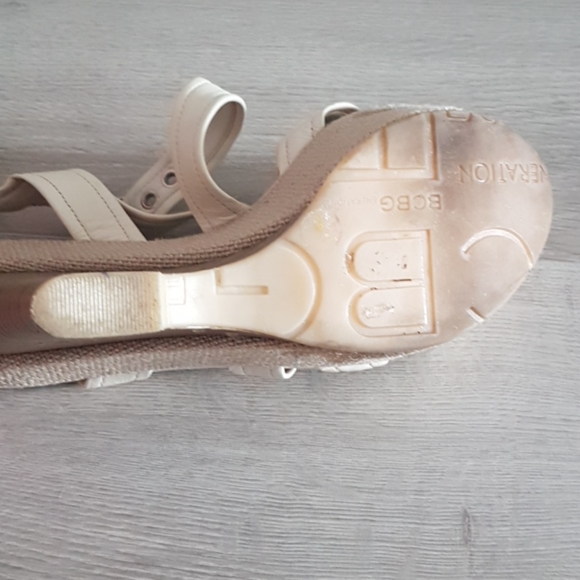 Wedge Sandal - Picture 3 of 3